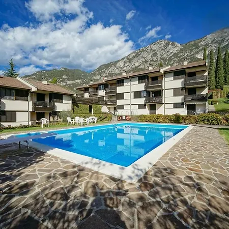 Blu Al - Di * Lierna